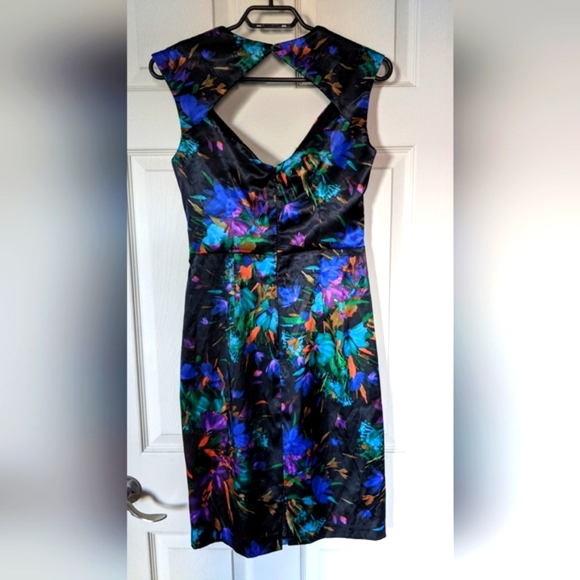 Black Floral Elegant Party Dress - Picture 2 of 5